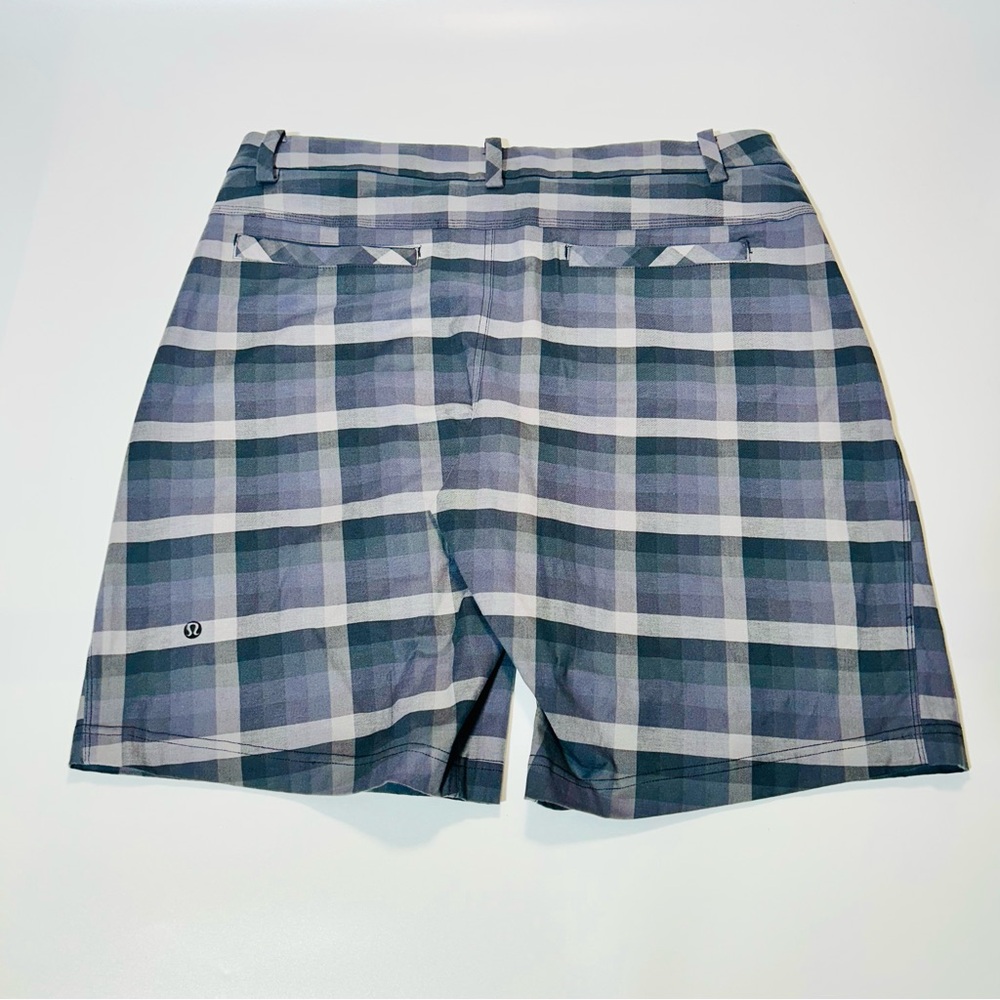Lululemon Athletica shorts Commission golf shorts gray plaid men Size 38 - Picture 2 of 9